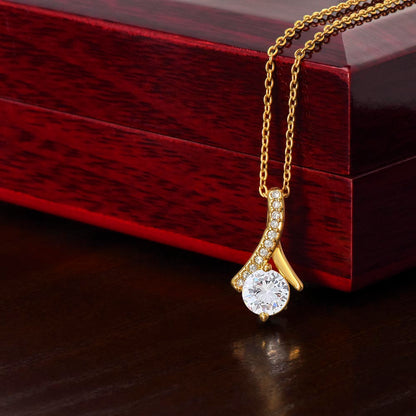 Alluring Beauty Necklace For Her
